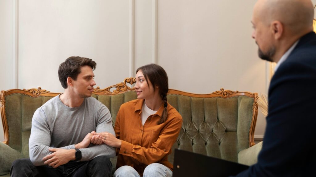 A couple enjoys a consultation for a cocaine addiction treatment program in ohio