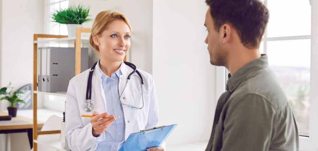 Doctor reviewing patient status during benzo detox in Ohio.